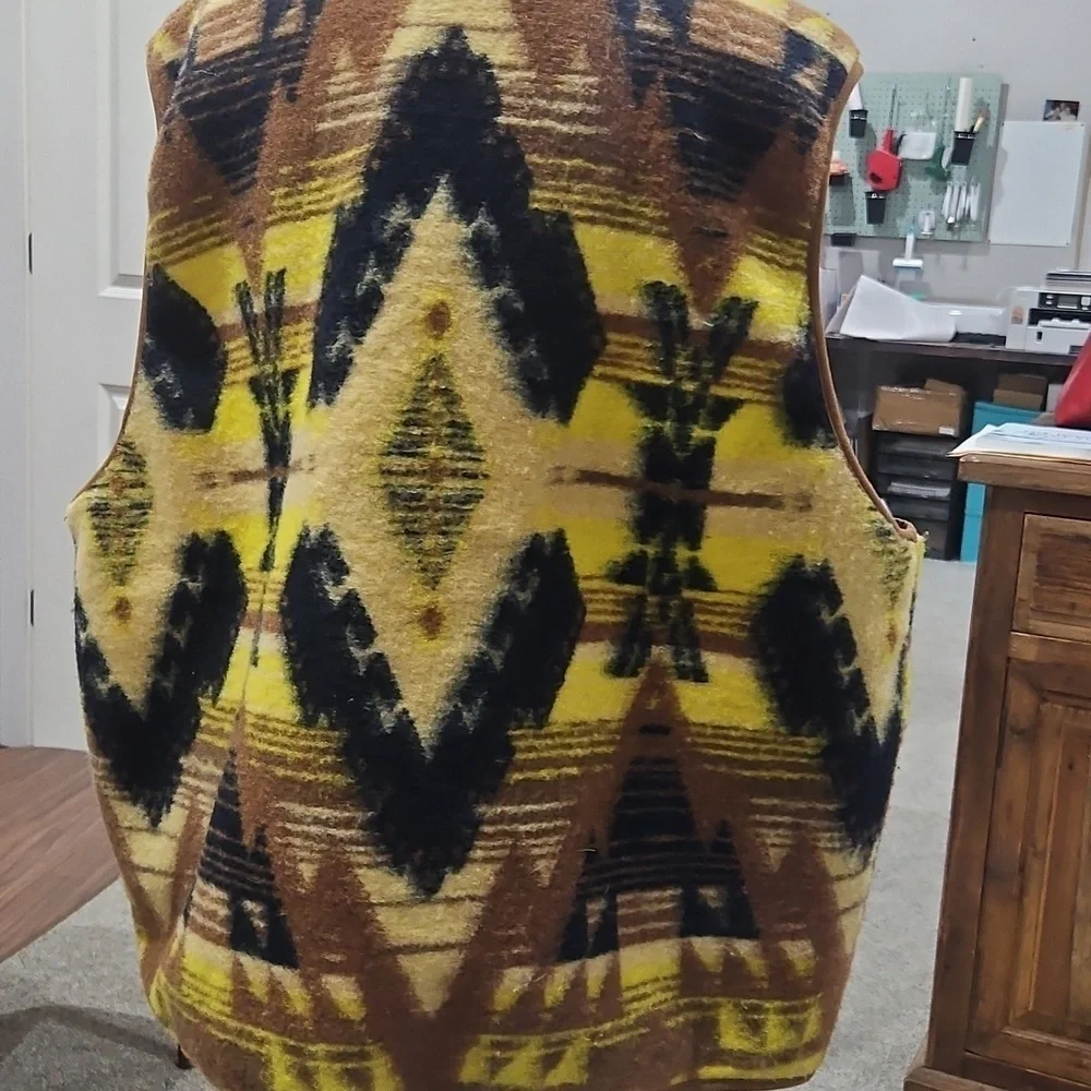 Urban Outfitters Yellow and Black Patterned Vest
